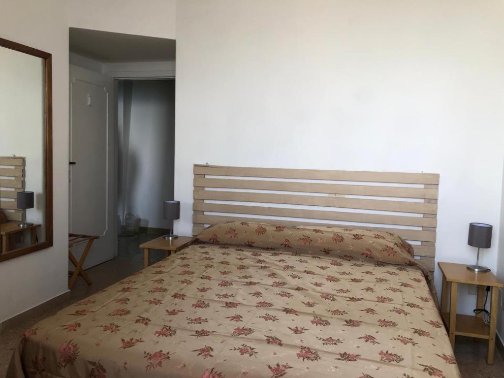 Castello - Solo Pernotto Hotel Купра Маритима Екстериор снимка
