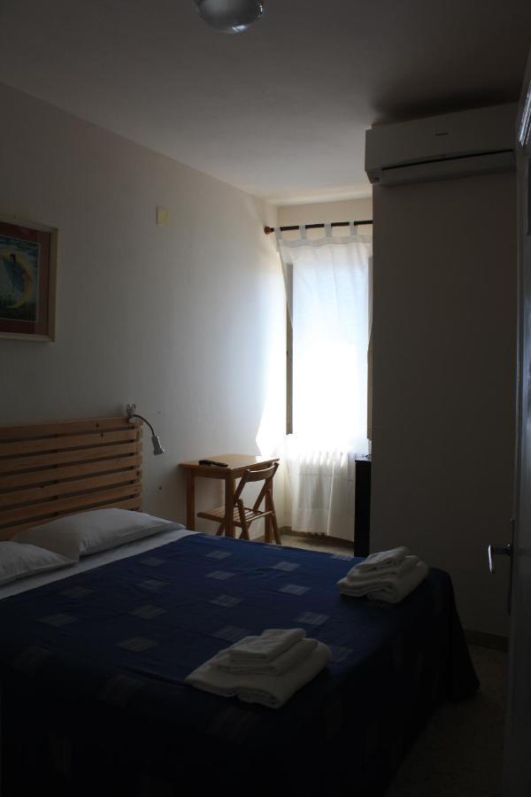 Castello - Solo Pernotto Hotel Купра Маритима Екстериор снимка